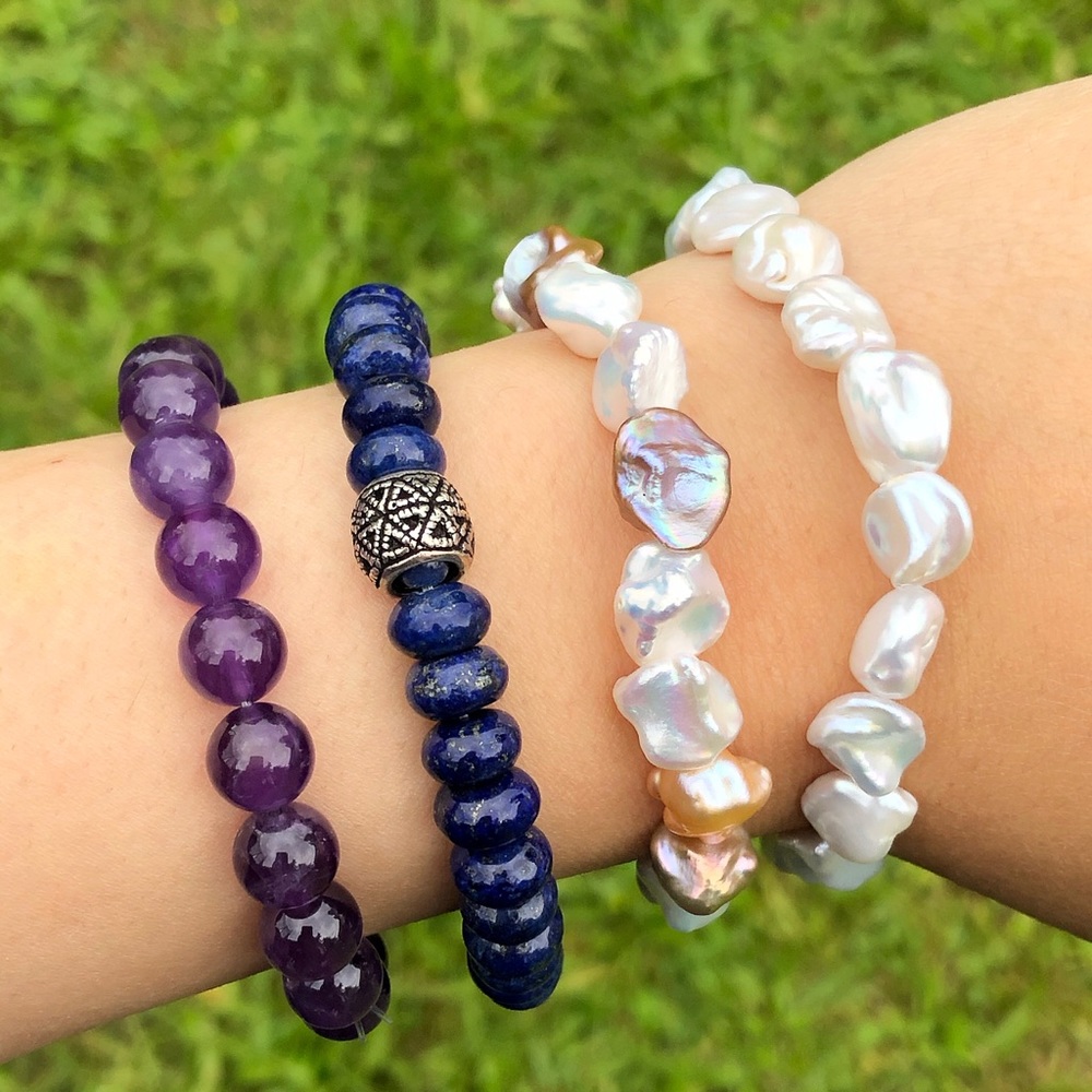 ELASTIC MULTI-COLOR FRESHWATER PEARLS BRACELET - Picture 3 of 5